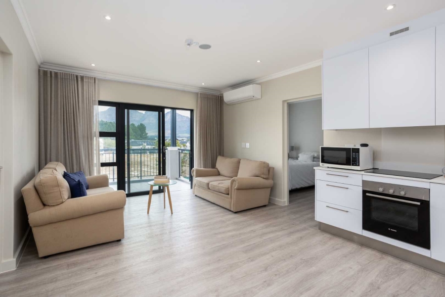 To Let 2 Bedroom Property for Rent in Val De Vie Estate Western Cape
